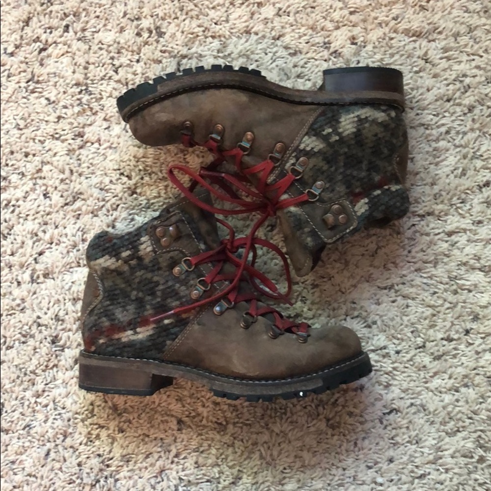 Woolrich Leather and Wool Boots